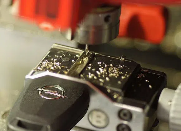 Universal Locksmith Store Swansea, MA 508-343-8277 - 11-Key-Cutting