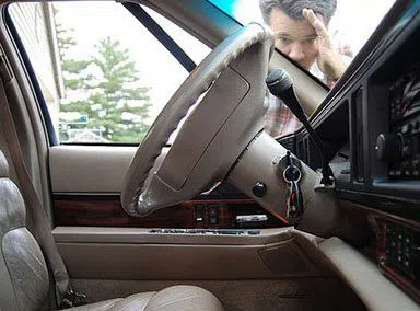 Universal Locksmith Store Swansea, MA 508-343-8277 Universal Locksmith Store Swansea, MA 508-343-8277 - 20-Car-Lockout